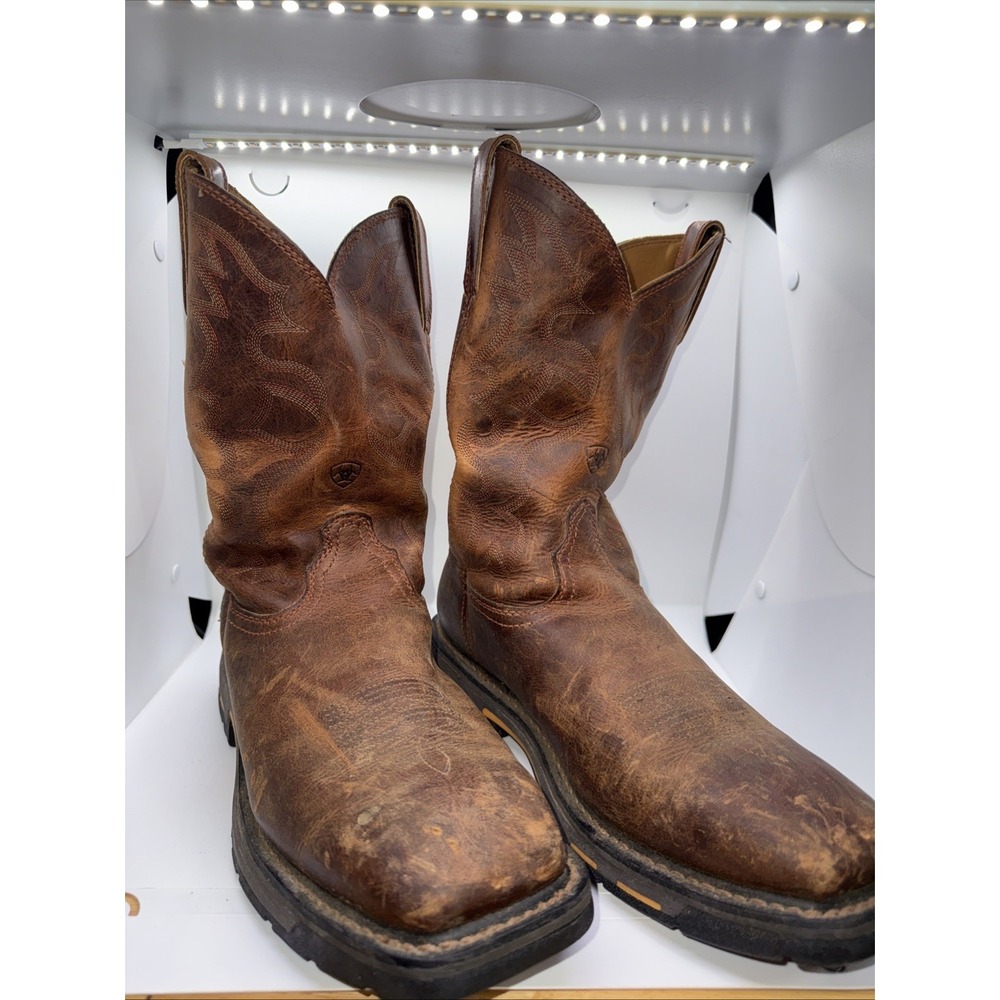 Ariat Groundbreaker Men's Wide Square Toe Work Boot, Brown 11D